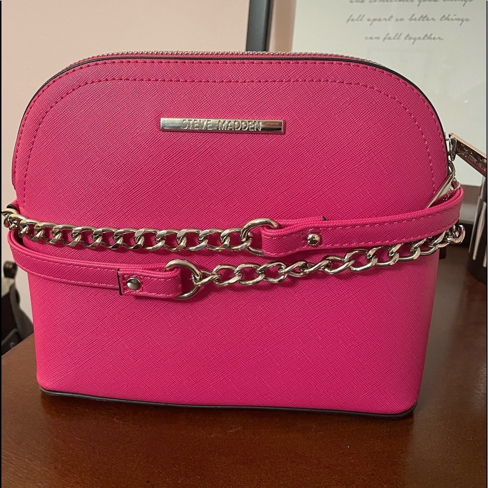Steve Madden hot pink crossbody bag!